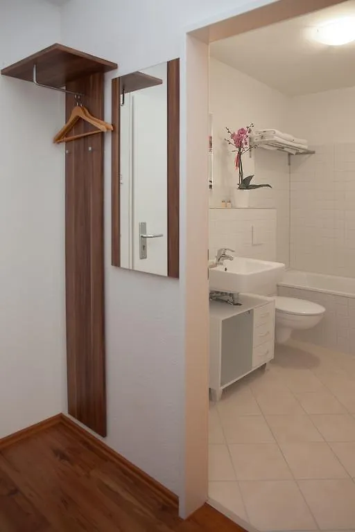 Apart-West Apartamento Berlim 0*,