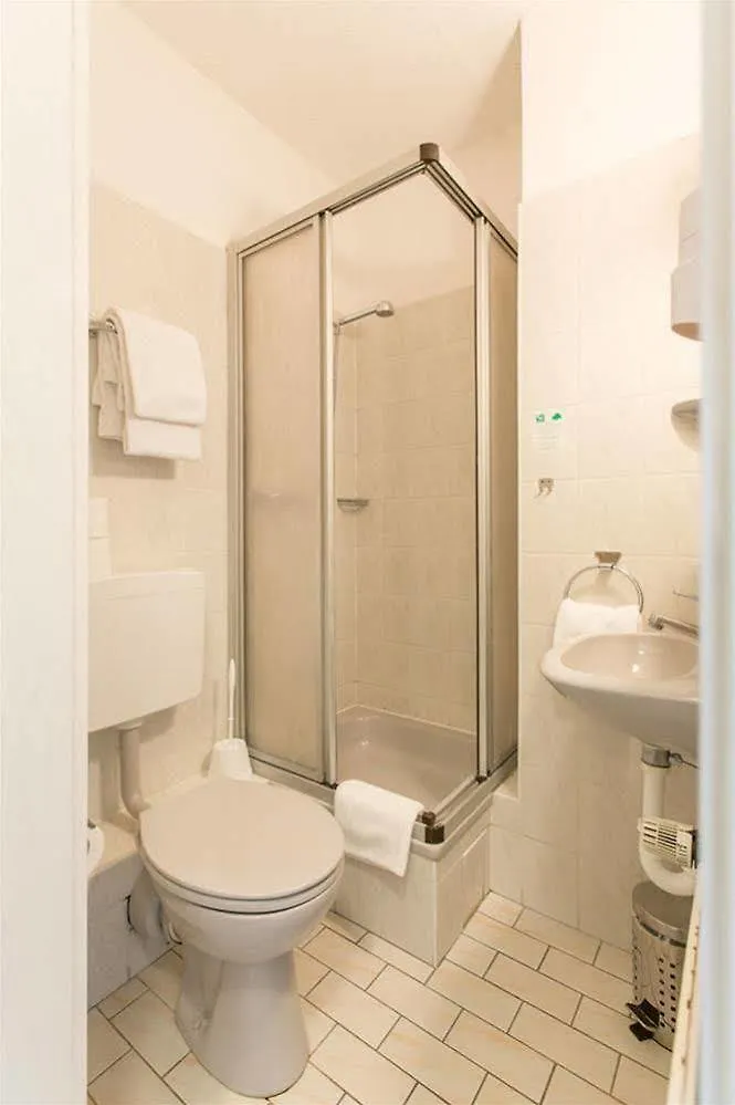 Apart-West Apartamento Berlim